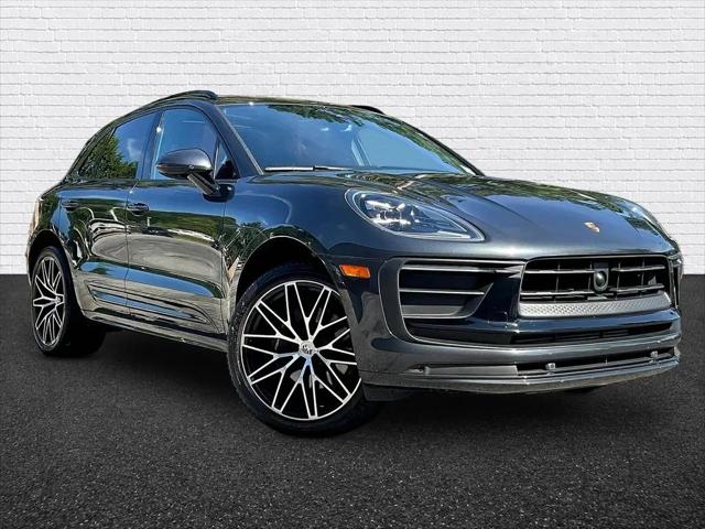 2023 Porsche Macan Macan