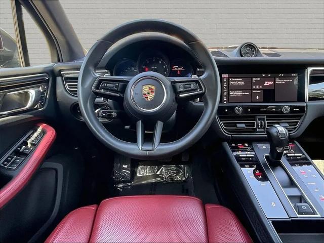 2023 Porsche Macan Macan