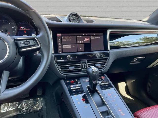 2023 Porsche Macan Macan