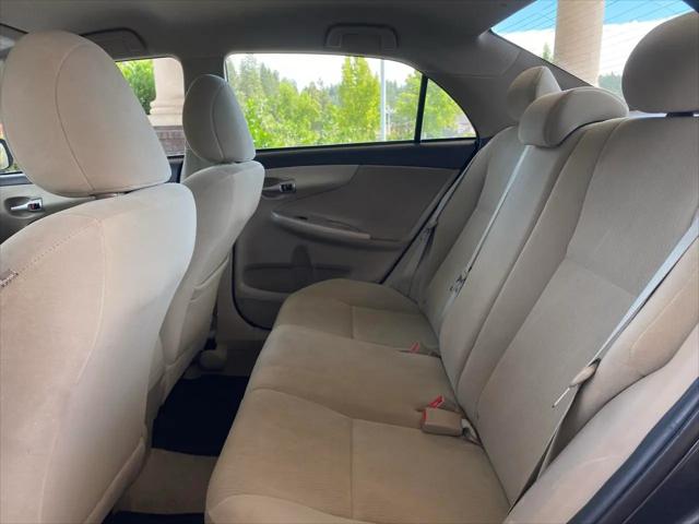 2011 Toyota Corolla LE