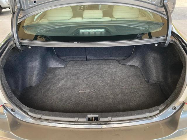 2011 Toyota Corolla LE