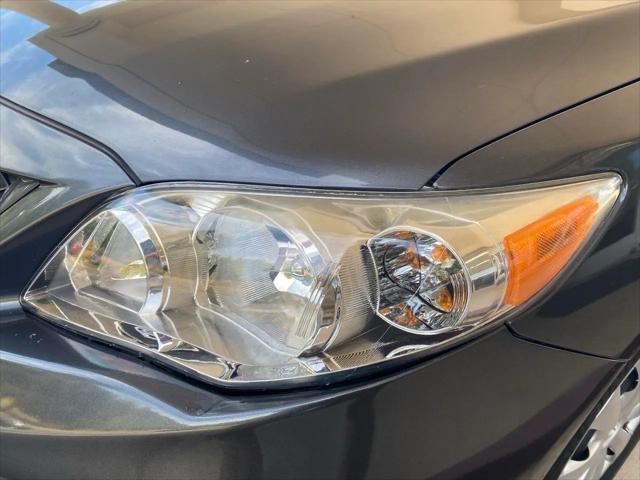2011 Toyota Corolla LE