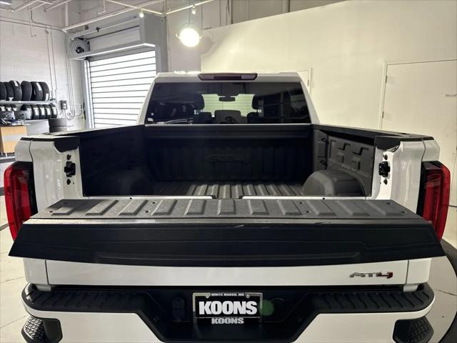 2021 GMC Sierra 1500 4WD Crew Cab Short Box AT4