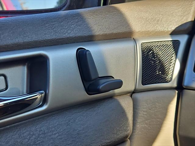 2005 Chrysler Pacifica Base