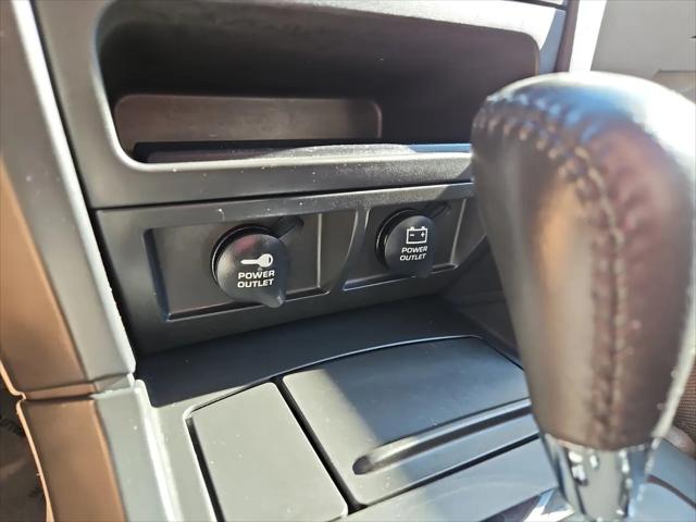 2005 Chrysler Pacifica Base