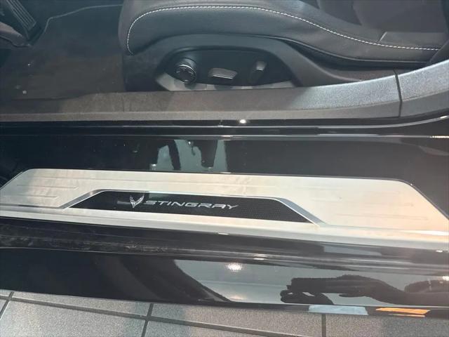 2025 Chevrolet Corvette Stingray RWD Coupe 2LT