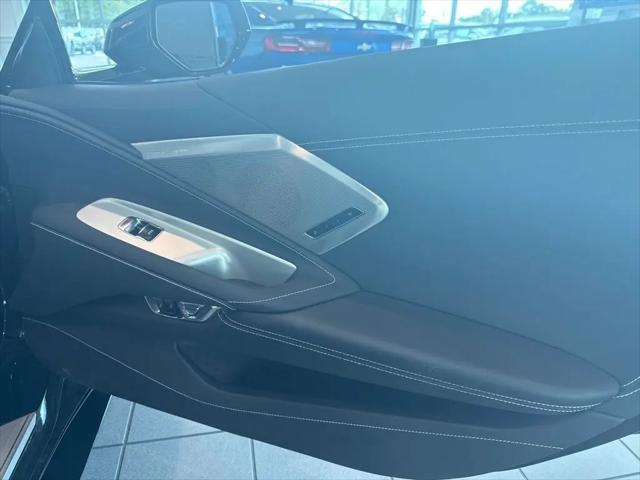 2025 Chevrolet Corvette Stingray RWD Coupe 2LT
