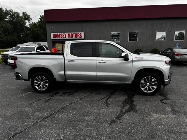 2021 Chevrolet Silverado 1500 4WD Crew Cab Short Bed LT for sale in Riverside, MO