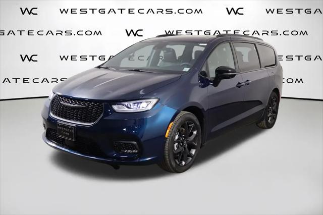 2025 Chrysler Pacifica Limited for sale in Raleigh, NC