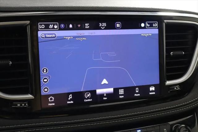 2025 Chrysler Pacifica Limited