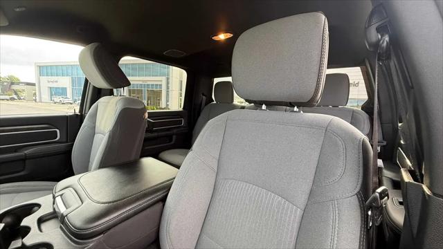 2024 Ram 2500 Big Horn Crew Cab 4x4 64 Box