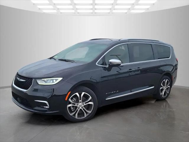 2025 Chrysler Pacifica Pinnacle AWD