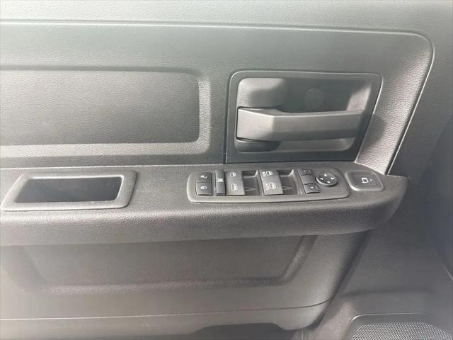 2024 Ram 3500 Tradesman Crew Cab 4x4 64 Box