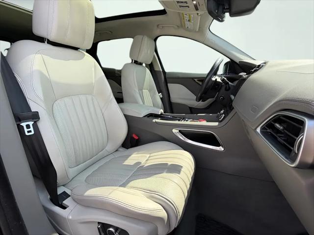 2019 Jaguar F-PACE 30t Portfolio