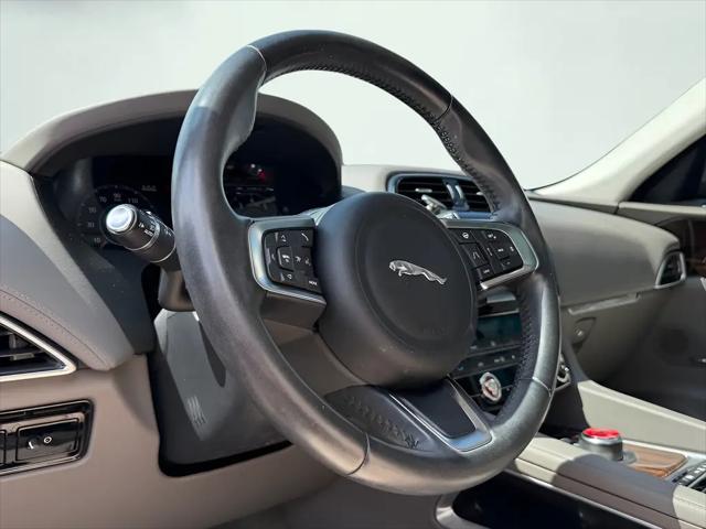 2019 Jaguar F-PACE 30t Portfolio