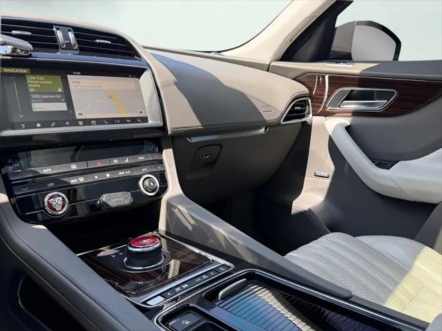 2019 Jaguar F-PACE 30t Portfolio