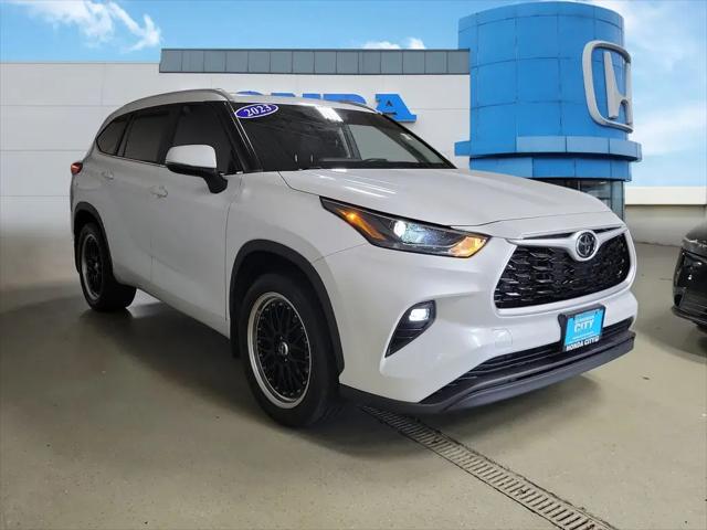 2023 Toyota Highlander XLE for sale in Chicago, IL