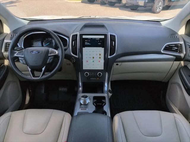 2021 Ford Edge Titanium