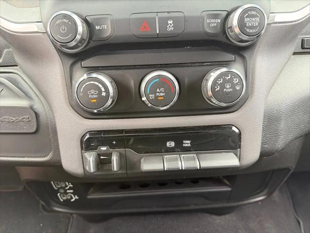 2024 Ram 2500 Big Horn Crew Cab 4x4 64 Box