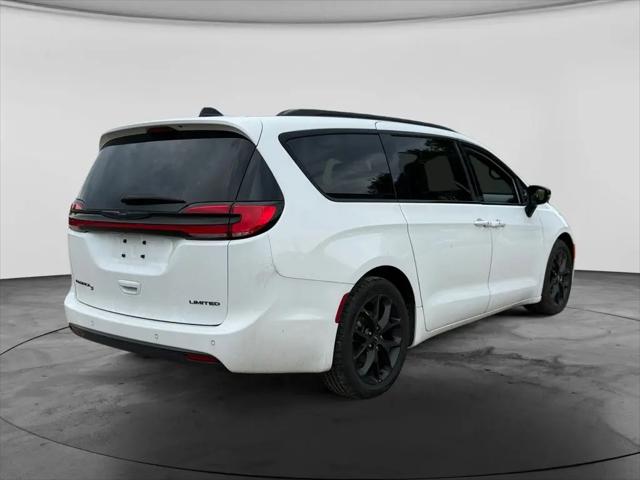 2025 Chrysler Pacifica Limited