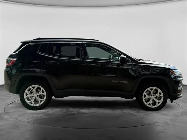 2024 Jeep Compass Latitude 4x4