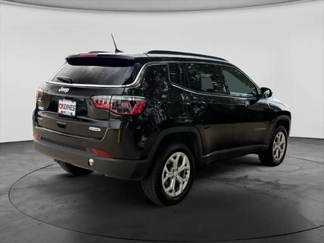 2024 Jeep Compass Latitude 4x4