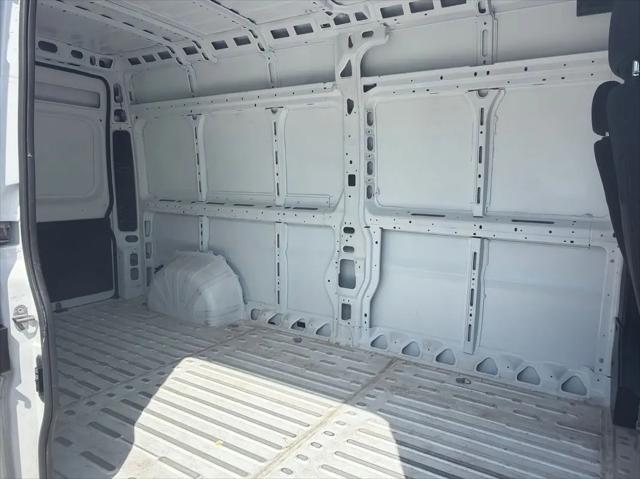 2025 Ram ProMaster 2500 Cargo Van Tradesman High Roof 159 WB w/Pass Seat