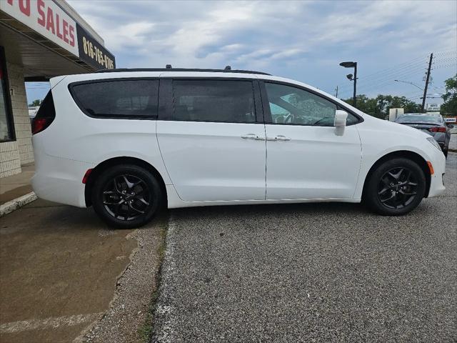 2018 Chrysler Pacifica Touring L Plus