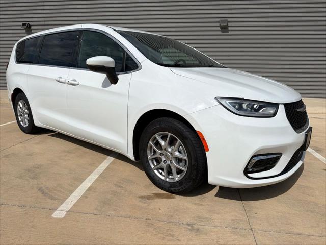 2023 Chrysler Pacifica Touring for sale in Perry, OK