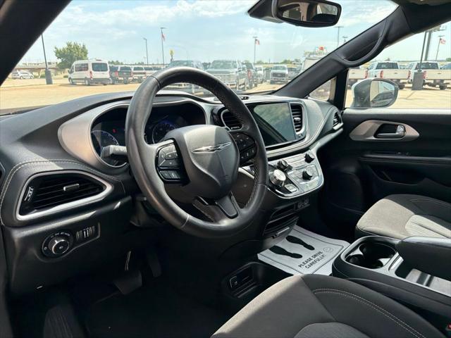 2023 Chrysler Pacifica Touring