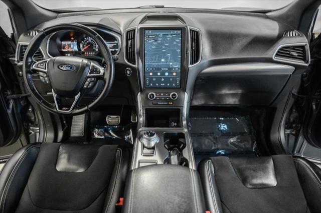 2021 Ford Edge ST