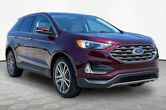 2024 Ford Edge Titanium