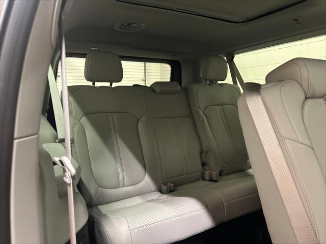 2024 Jeep Wagoneer Series III 4x4