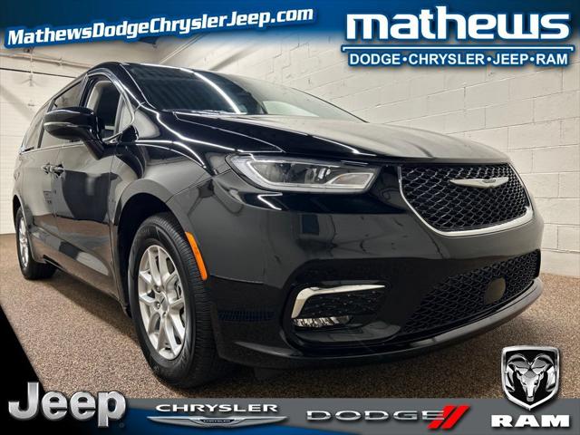 2024 Chrysler Pacifica Touring L for sale near Marion, OH
