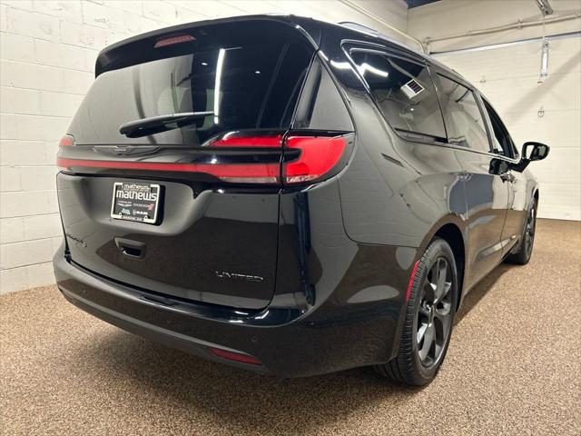 2024 Chrysler Pacifica Limited