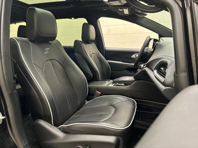 2024 Chrysler Pacifica Limited