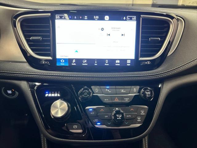 2024 Chrysler Pacifica Limited