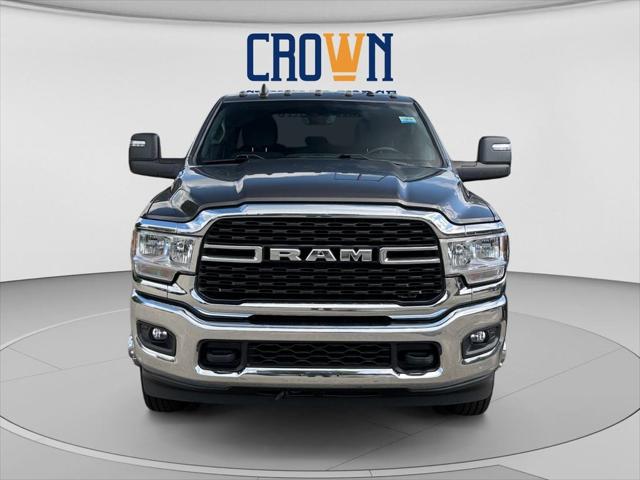 2024 RAM 3500 Big Horn Crew Cab 4x4 8 Box 2024 RAM 3500 Big Horn Crew Cab 4x4 8 Box
