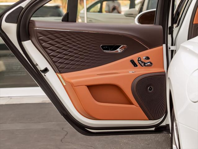 2026 Bentley Flying Spur Azure
