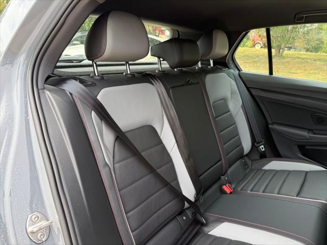 2026 Volkswagen Golf GTI SE
