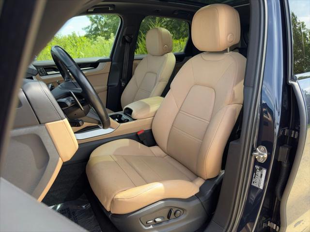 2024 Porsche Cayenne Unknown
