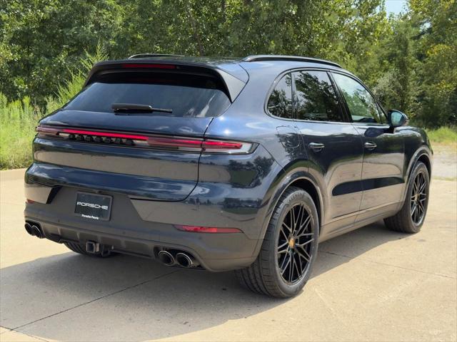 2024 Porsche Cayenne Unknown