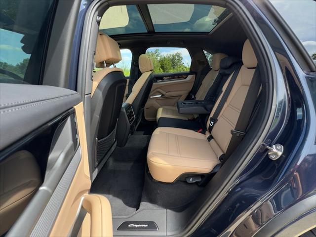 2024 Porsche Cayenne Unknown