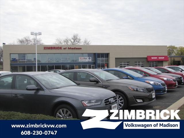 2022 Volkswagen Tiguan 2.0T SE R-Line Black for sale in Madison, WI