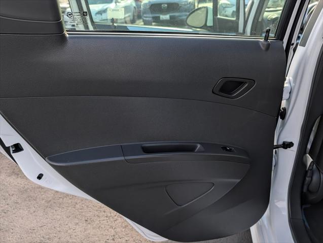 2014 Chevrolet Spark EV 2LT