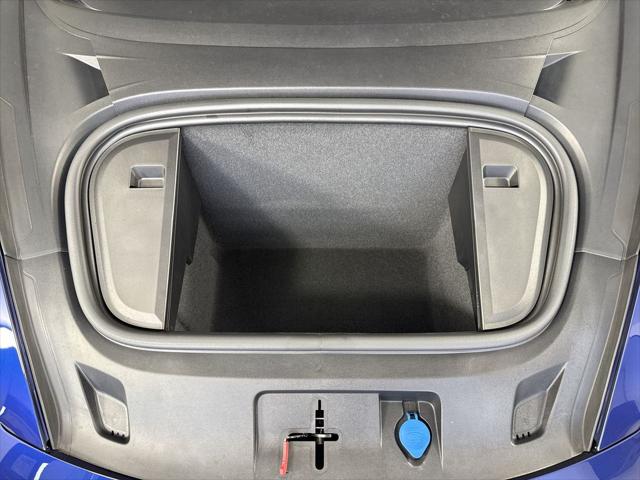 2025 Porsche Taycan Unknown