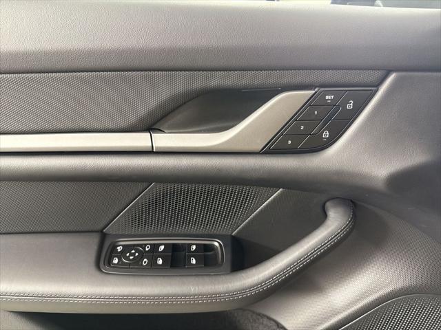 2025 Porsche Taycan Unknown