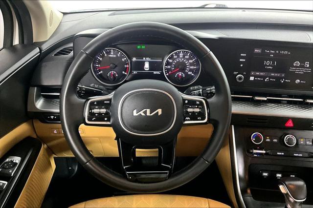 Used 2023 Kia Carnival MPV LX Seat Package For Sale in Olive Branch, MS
