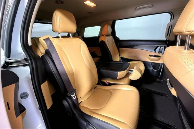 Used 2023 Kia Carnival MPV LX Seat Package For Sale in Millington, TN