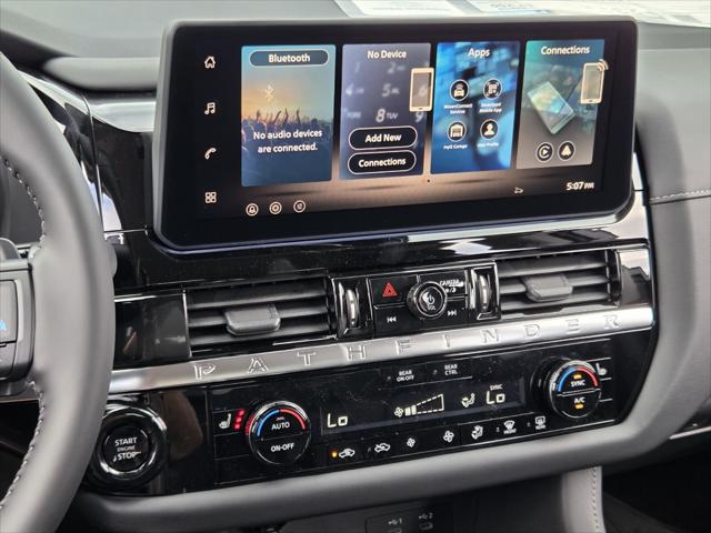 2026 Nissan Pathfinder SV